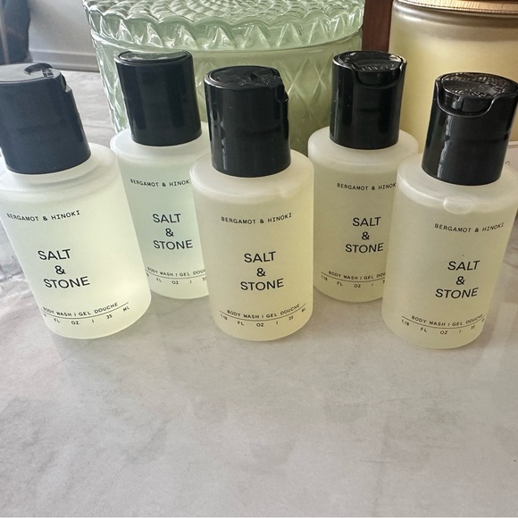 5 Salt & Stone body wash - Picture 2 of 2